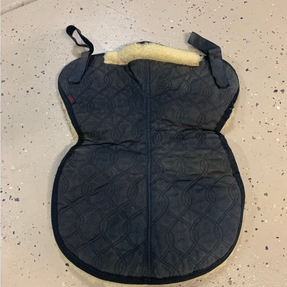 Sheepskin half pad
